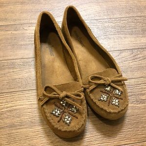 Minnetonka Beaded Moccasins